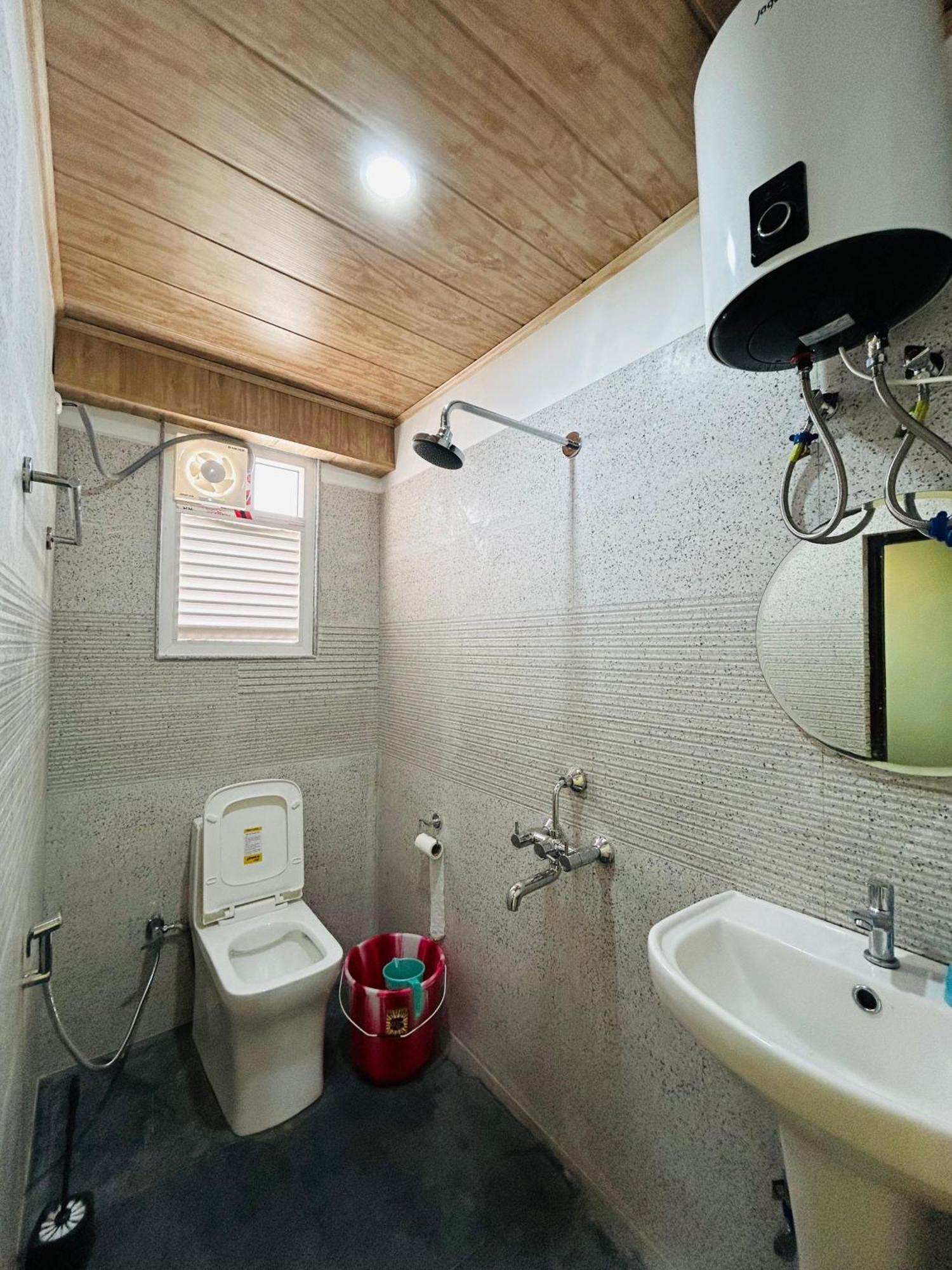 Swabhumi Homestay Kurseong Ngoại thất bức ảnh